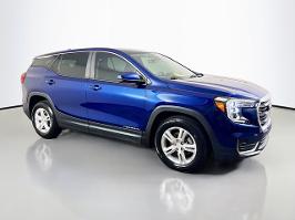 2022 GMC Terrain with Marine Metallic Exterior
