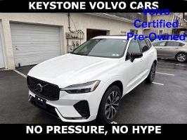 2025 Volvo XC60 with Crystal White Metallic Exterior