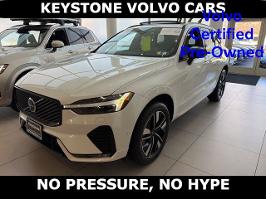 2026 Volvo XC60 with Crystal White Exterior
