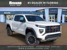 2026 GMC Canyon with Summit White Exterior