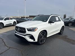 2024 Mercedes-Benz GLE with Polar White Exterior