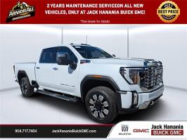 2026 GMC Sierra 2500HD with Glacier White Tricoat Exterior