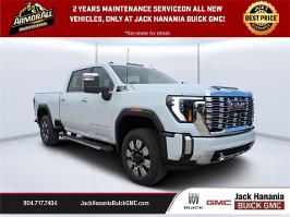 2026 GMC Sierra 3500HD with Glacier White Tricoat Exterior