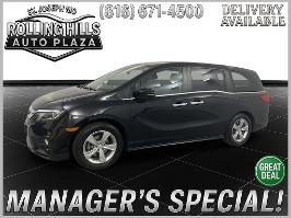 2018 Honda Odyssey with Crystal Black Pearl Exterior