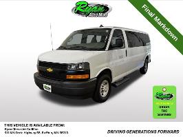 2022 Chevrolet Express Passenger with Summit White Exterior