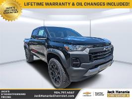 2026 Chevrolet Colorado with black Exterior