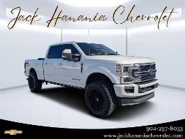 2022 Ford Super Duty F-350 SRW with Star White Metallic Tri-Coat Exterior