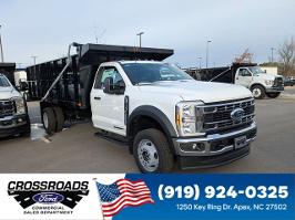 2026 Ford Super Duty F-450 DRW with Oxford White Exterior