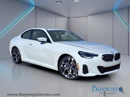 2025 BMW 2 Series with Alpine White Exterior