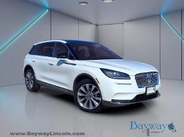 2022 Lincoln Corsair with White Exterior