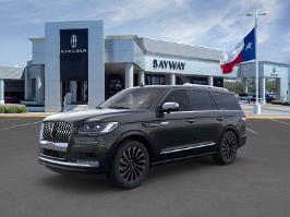 2023 Lincoln Navigator with Infinite Black Metallic Clearcoat Exterior