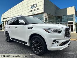 2024 INFINITI QX80 with Moonstone White Exterior
