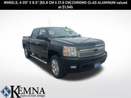 2009 Chevrolet Silverado 1500 with Black Exterior