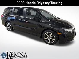 2022 Honda Odyssey with Crystal Black Pearl Exterior