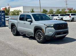 2024 Nissan Frontier with Boulder Gray Pearl Exterior