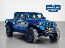 2020 Jeep Gladiator with Hydro Blue Pearlcoat Exterior