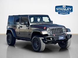 2016 Jeep Wrangler Unlimited with Granite Crystal Metallic Clearcoat Exterior