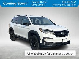 2022 Honda Pilot with WHITE Exterior