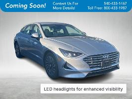 2023 Hyundai Sonata Hybrid with Curated Silver Exterior