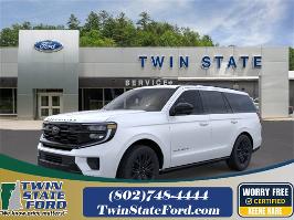 2025 Ford Expedition with Star White Metallic Tri-Coat Exterior