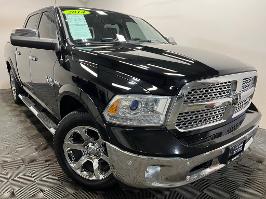 2014 Ram 1500 with Black Clearcoat Exterior