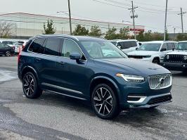 2024 Volvo XC90 with Denim Blue Metallic Exterior