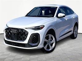 2025 Audi Q5 Sportback with Glacier White Metallic Exterior