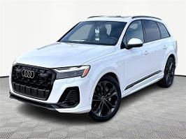 2026 Audi Q7 with Glacier White metallic Exterior