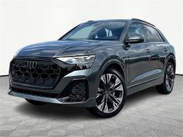 2025 Audi Q8 with Daytona Gray Pearl Effect Exterior
