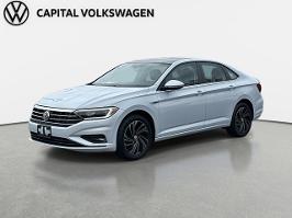 2019 Volkswagen Jetta with Pure White Exterior