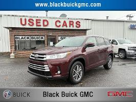 2018 Toyota Highlander with OOH LA LA ROUGE MICA Exterior