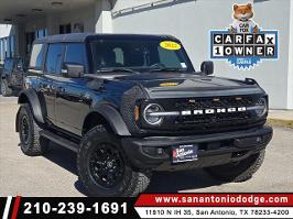 2022 Ford Bronco with Black Exterior