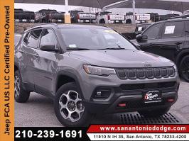 2022 Jeep Compass with Gray Exterior