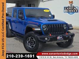 2023 Jeep Gladiator with Blue Exterior