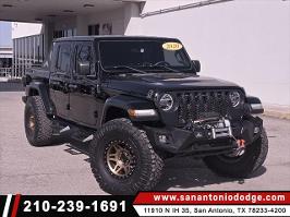 2020 Jeep Gladiator with Black Exterior