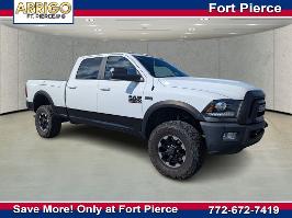 2018 Ram 2500 with Bright White Clearcoat Exterior
