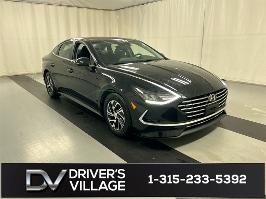 2021 Hyundai Sonata Hybrid with Nocturne Black Exterior
