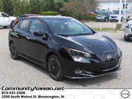 2025 Nissan LEAF with Super Black Exterior