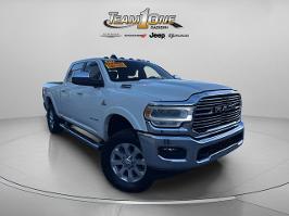2020 Ram 2500 with Pearl White Exterior