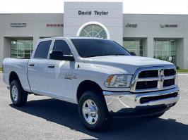 2018 Ram 2500 with Bright White Clearcoat Exterior