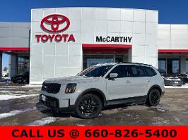 2024 Kia Telluride with Wolf Gray Exterior
