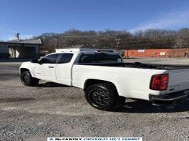 2015 Chevrolet Colorado with Summit White Exterior