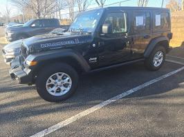 2021 Jeep Wrangler with Black Clearcoat Exterior