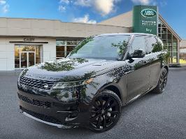2025 Land Rover Range Rover Sport with Santorini Black Exterior