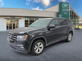 2019 Volkswagen Atlas with Deep Black Pearl Exterior