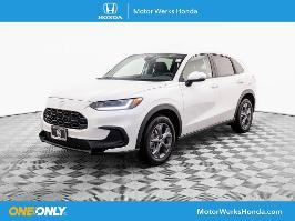 2026 Honda HR-V with Platinum White Pearl Exterior