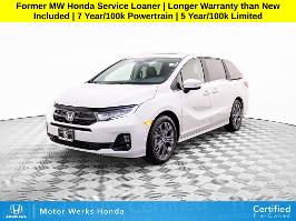 2026 Honda Odyssey with Platinum White Pearl Exterior