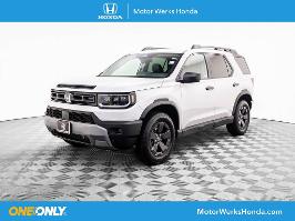 2026 Honda Passport with Platinum White Pearl Exterior