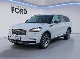 2024 Lincoln Aviator with White Metallic Exterior