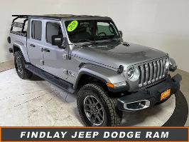 2020 Jeep Gladiator with Billet Silver Metallic Clearcoat Exterior